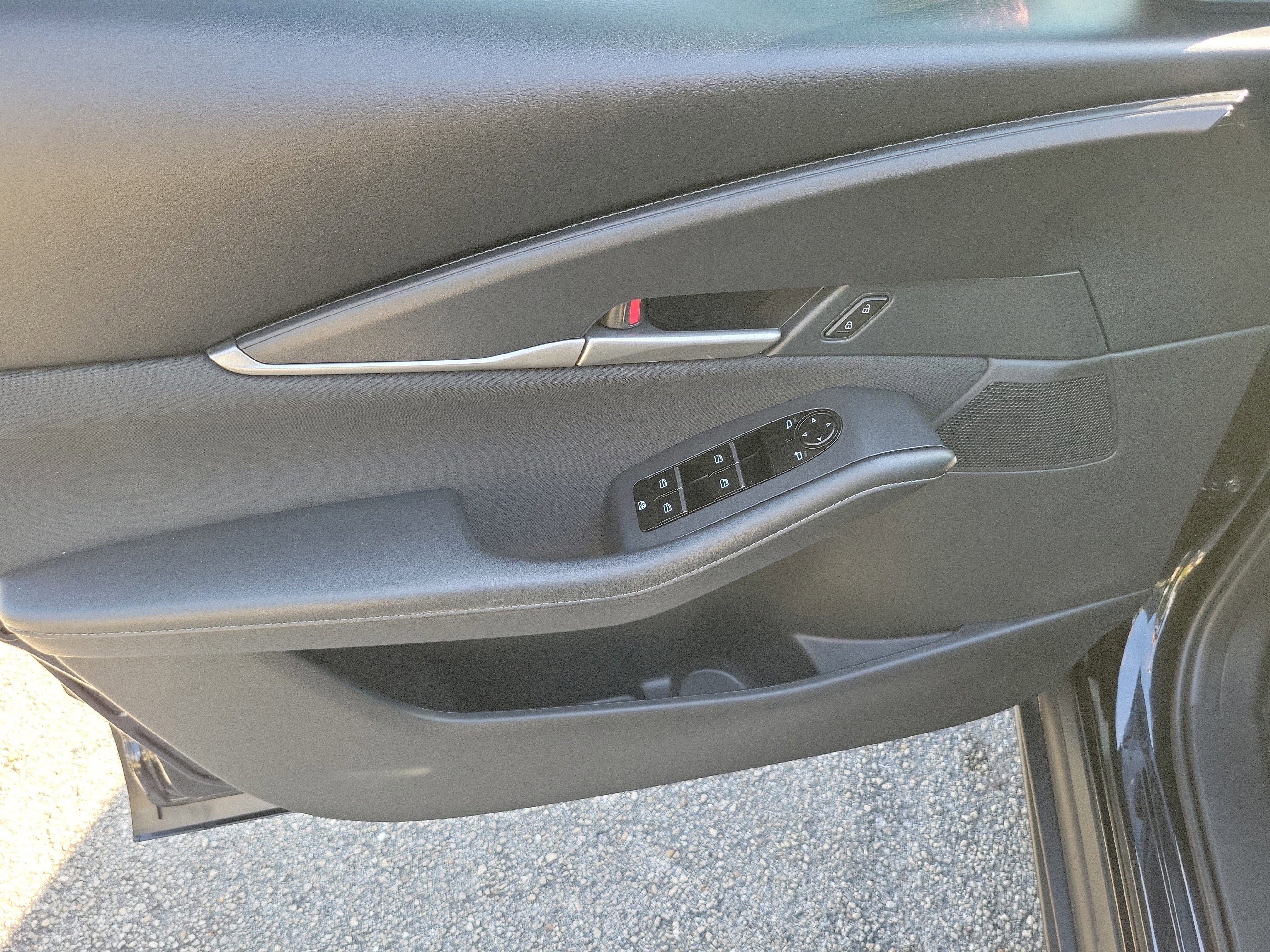 Certified 2023 MAZDA CX-30 AWD 2.5 S image 11