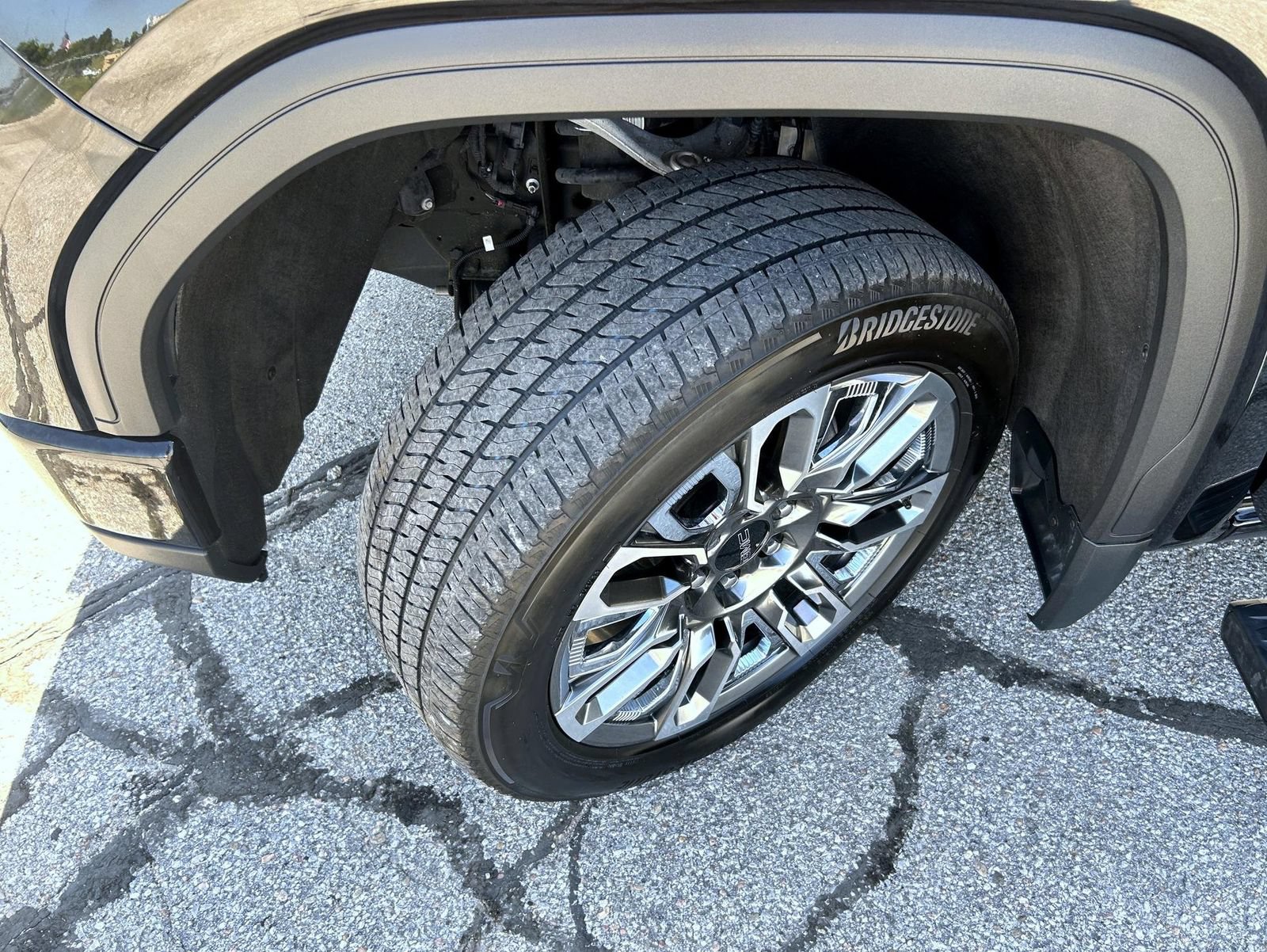 Used 2024 GMC Sierra 1500 Denali Ultimate AWD/4WD image 23