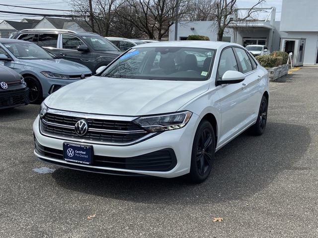 Used 2023 Volkswagen Jetta SE image 8