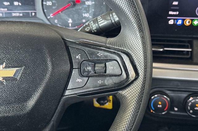Used 2024 Chevrolet Trax LS w/ LS Convenience Package FWD image 33