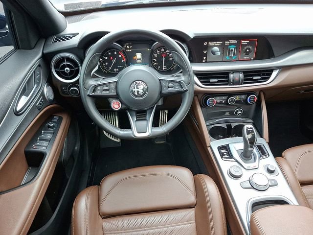 Used 2020 Alfa Romeo Stelvio Ti Sport w/ Quick Order Package 22S Sport image 11