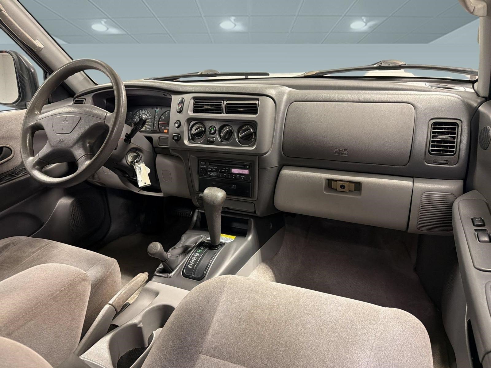 Used 2000 Mitsubishi Montero Sport LS AWD/4WD image 29
