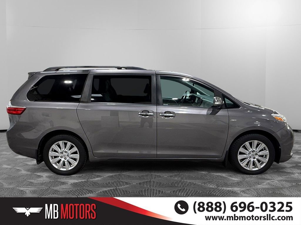 Used 2017 Toyota Sienna Limited AWD/4WD image 2