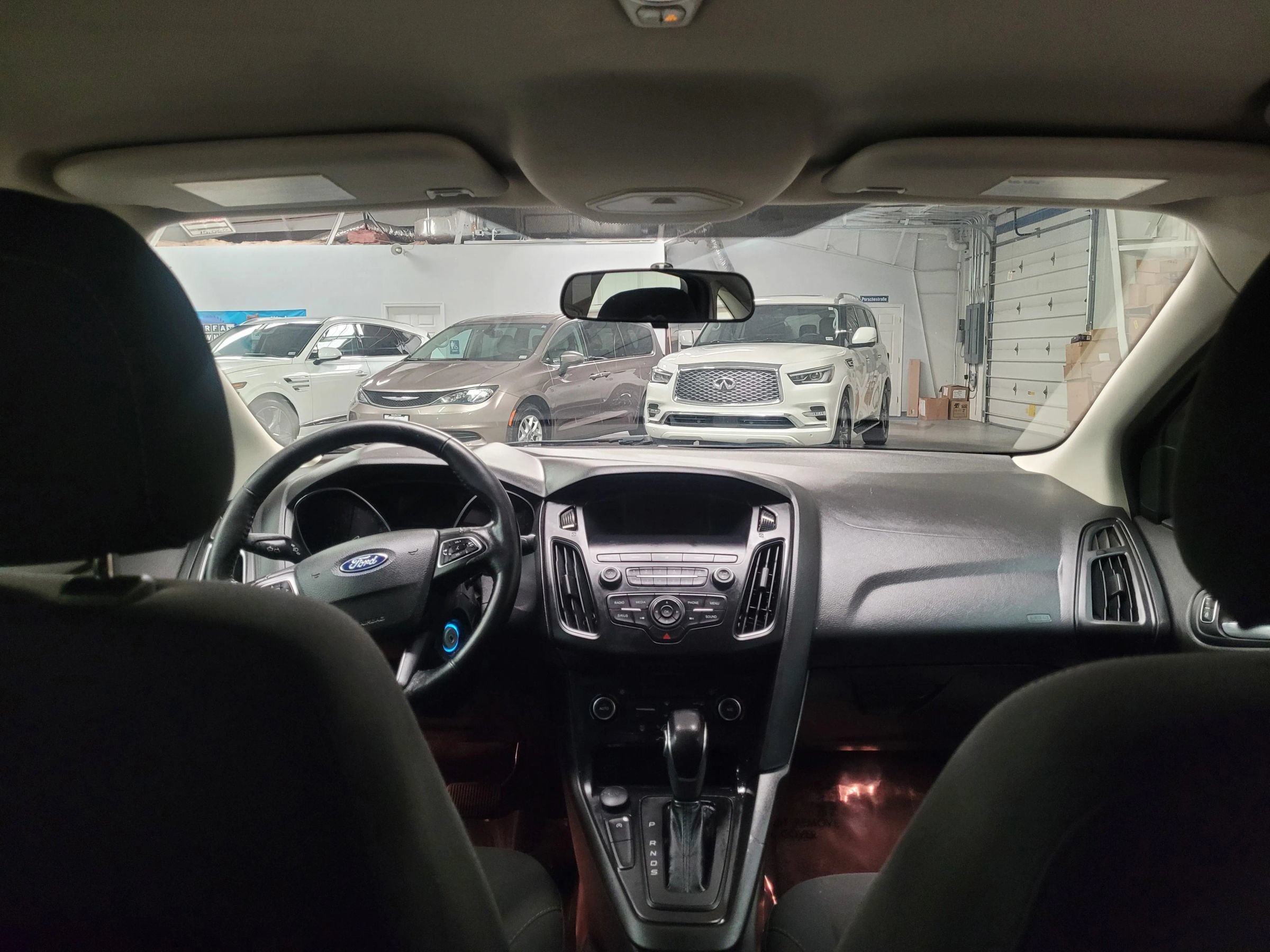 Used 2018 Ford Focus SE FWD image 19