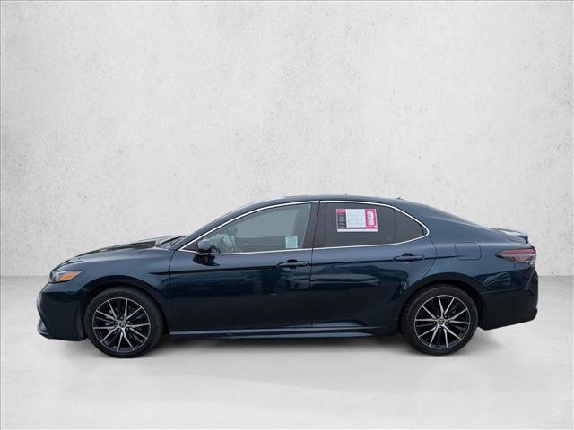 Used 2021 Toyota Camry SE w/ Convenience Package FWD image 9
