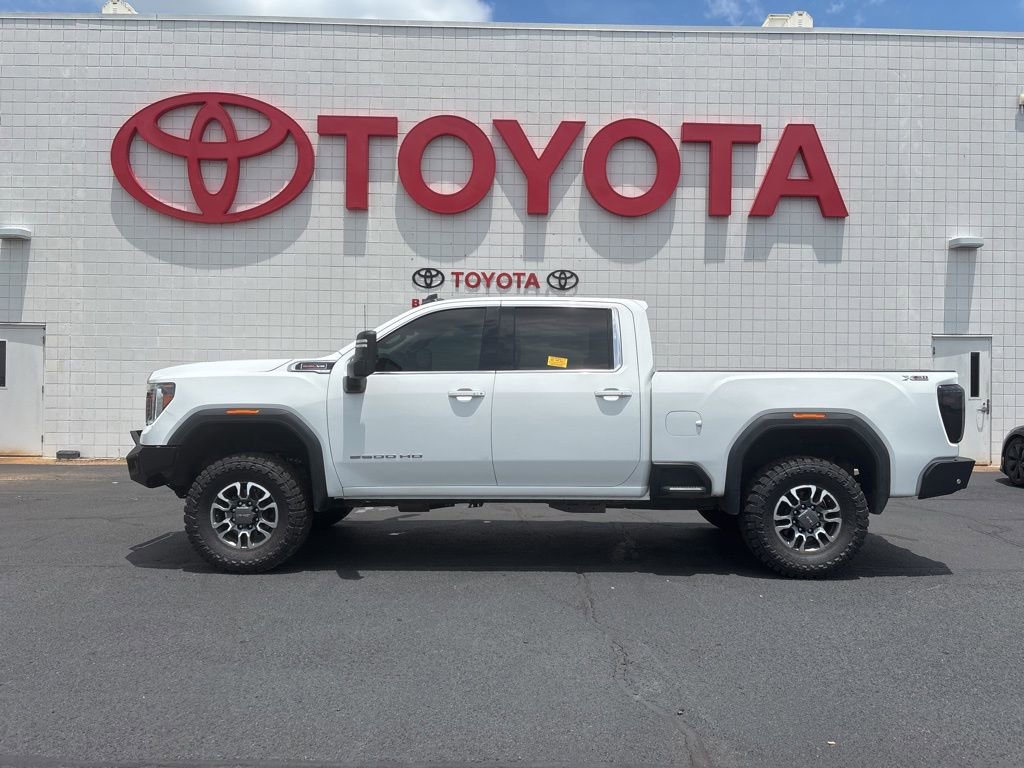 Used 2023 GMC Sierra 2500 SLE w/ SLE Value Package; AWD/4WD image 4