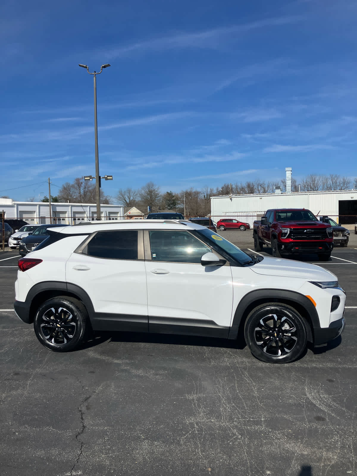 Used 2021 Chevrolet TrailBlazer LT w/ Driver Confidence Package image 5