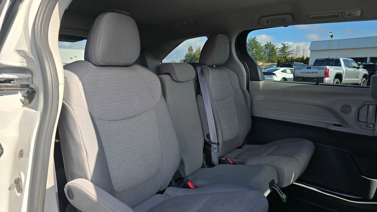 Used 2024 Toyota Sienna LE image 16