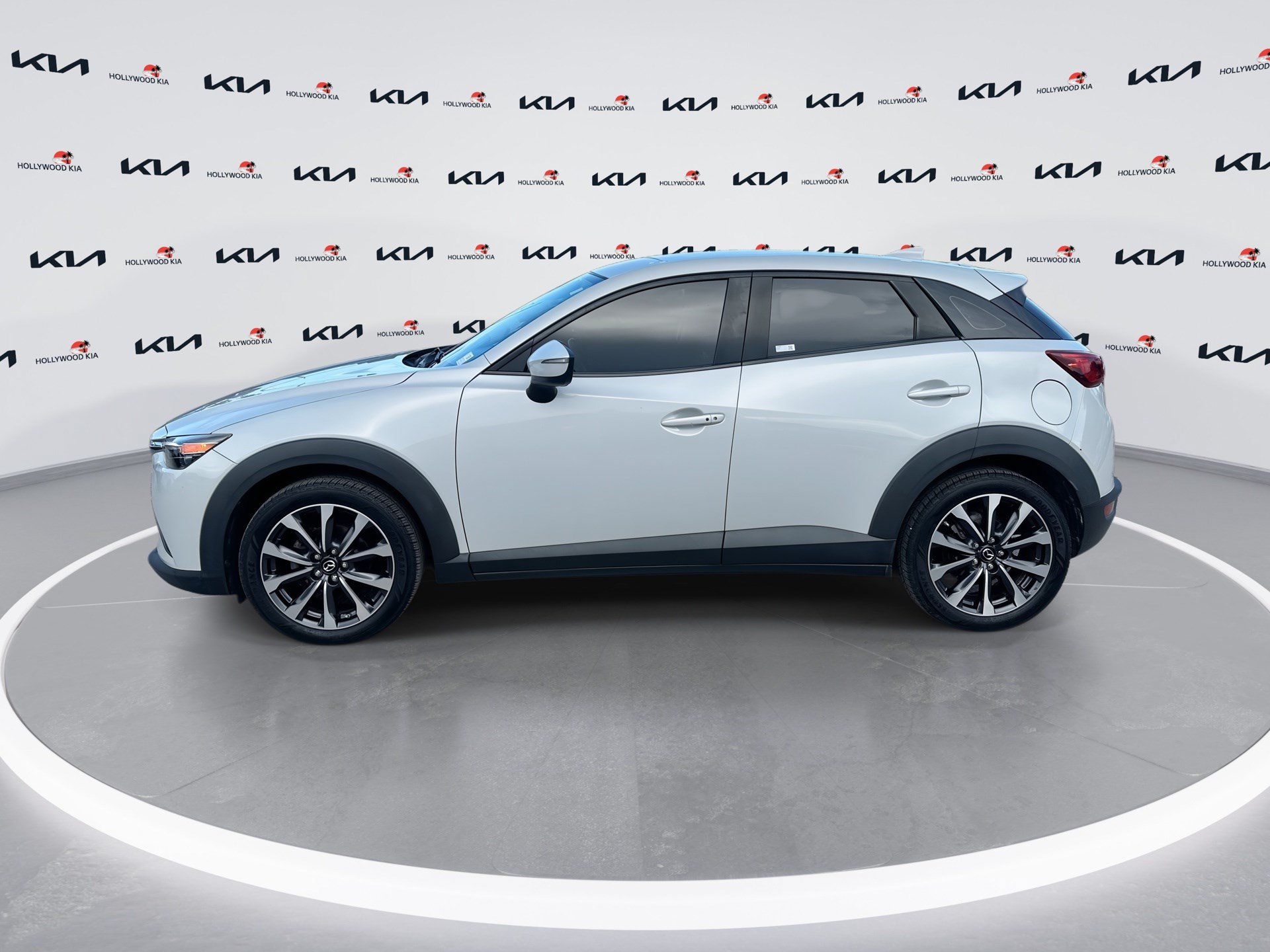 Used 2019 MAZDA CX-3 Touring FWD image 5