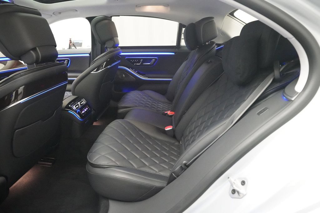Used 2022 Mercedes-Benz S 580 4MATIC Sedan image 16