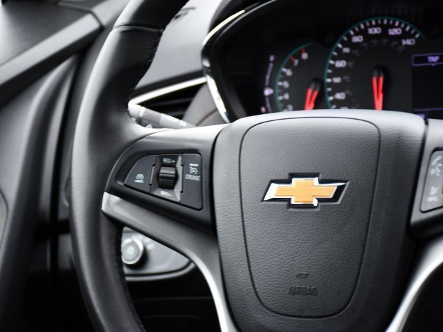 Used 2019 Chevrolet Trax LT w/ LT Convenience Package image 22