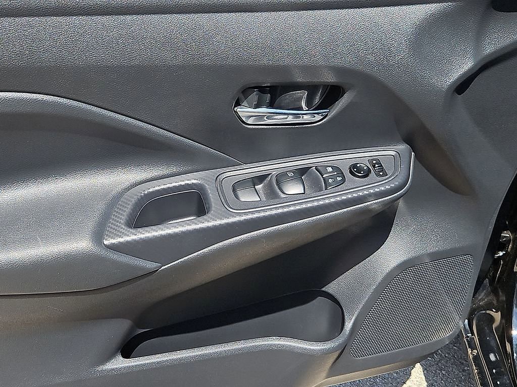 Used 2023 Nissan Versa SV FWD image 20