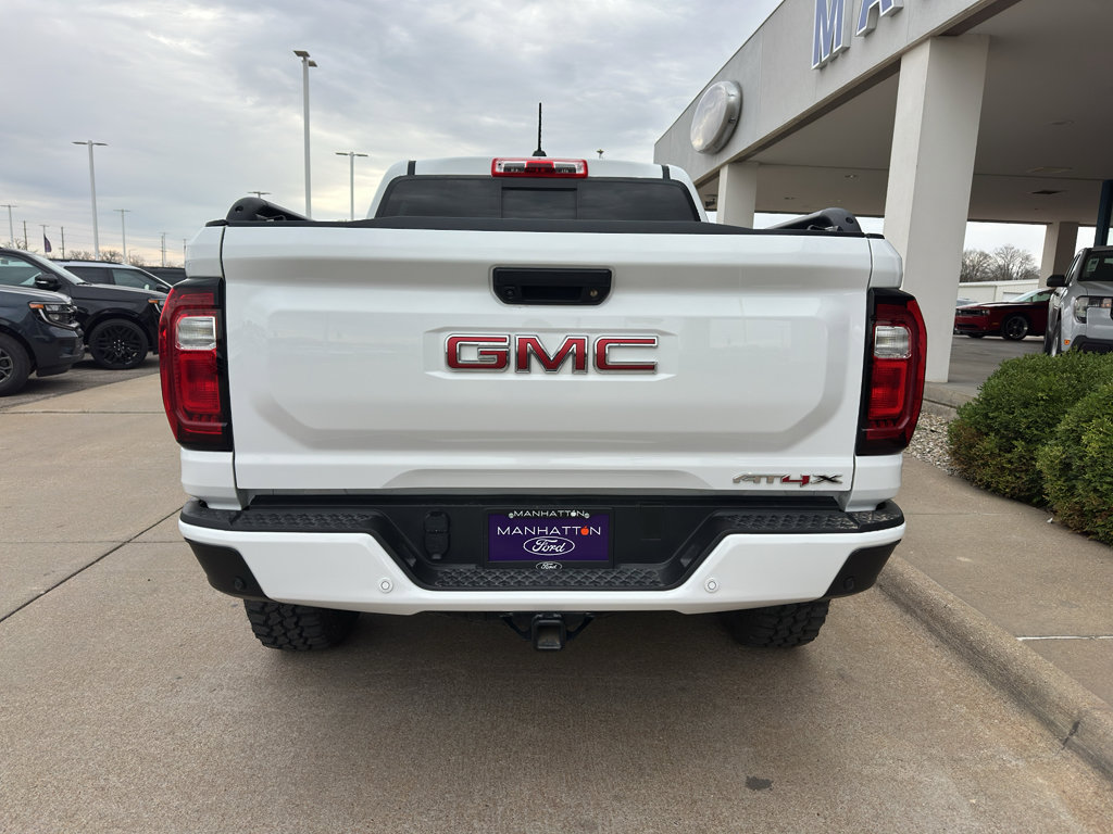 Used 2024 GMC Canyon AT4X AWD/4WD image 11