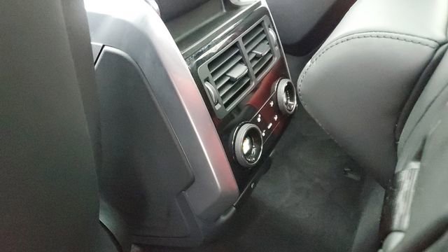 Used 2022 Land Rover Range Rover Sport SVR image 23