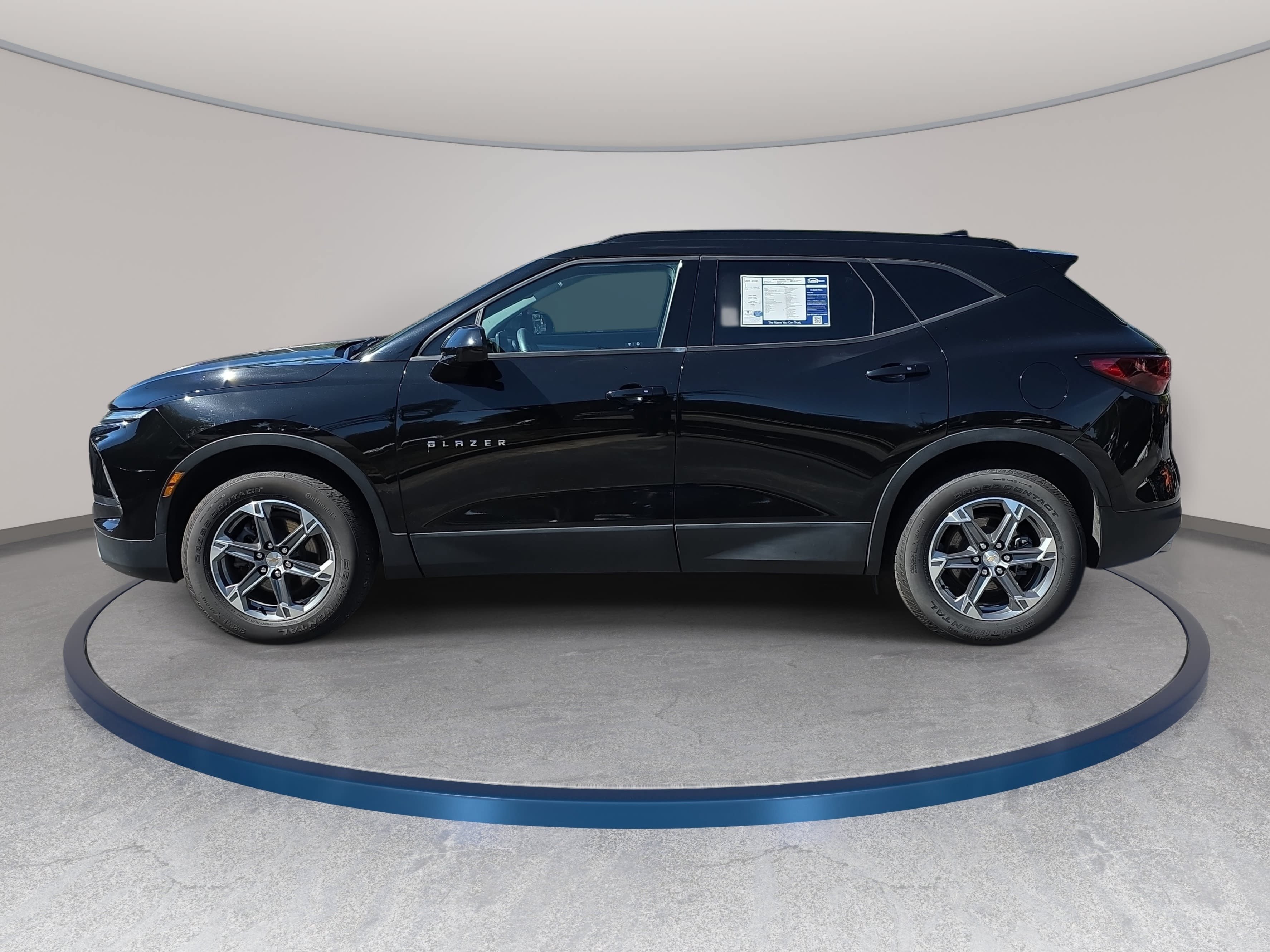 Used 2024 Chevrolet Blazer LT w/ Convenience Package FWD image 8