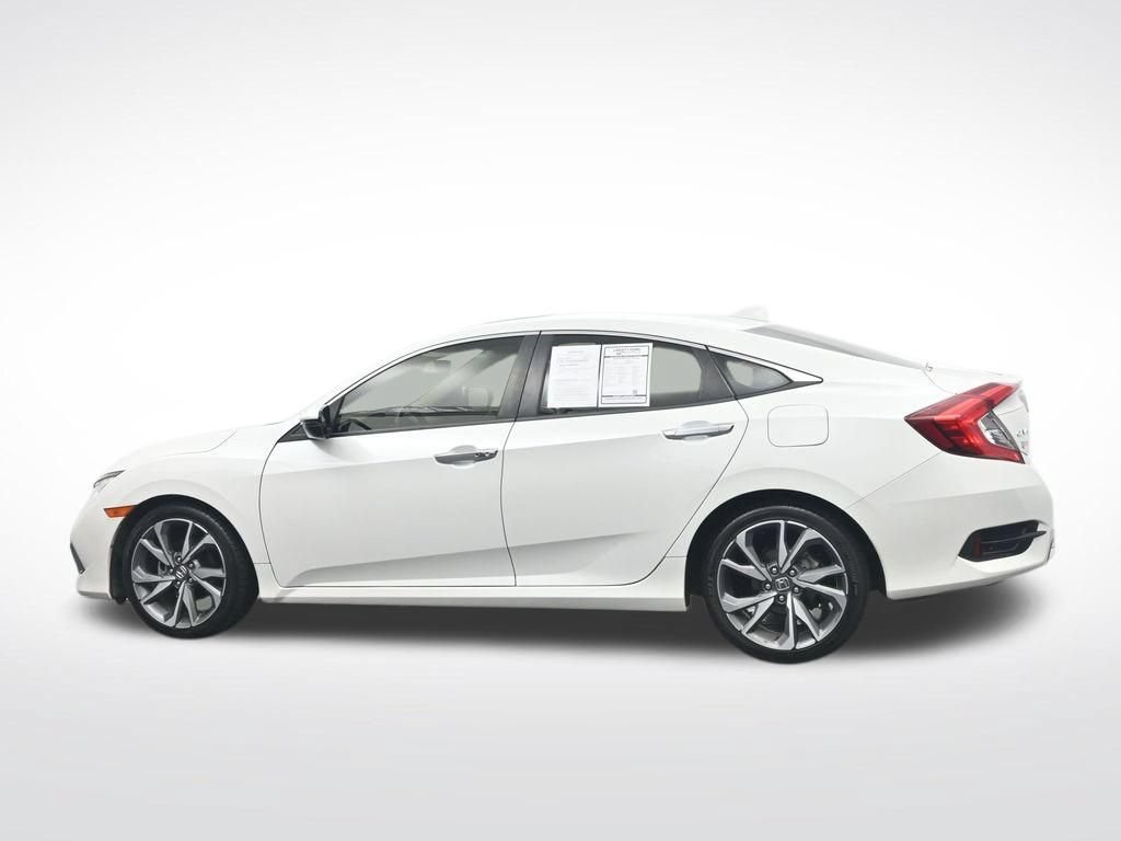 Used 2019 Honda Civic Touring image 10