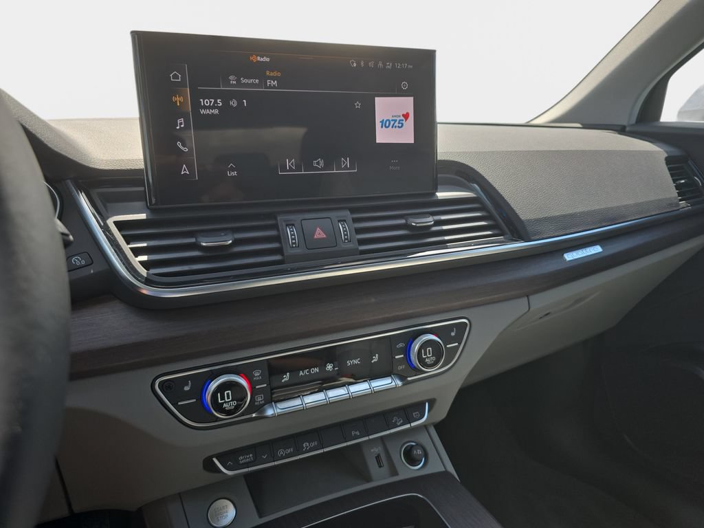 Used 2022 Audi Q5 2.0T Premium AWD/4WD image 17