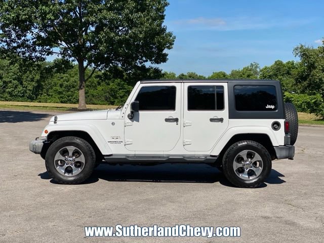 Used 2016 Jeep Wrangler Unlimited Sahara AWD/4WD image 4