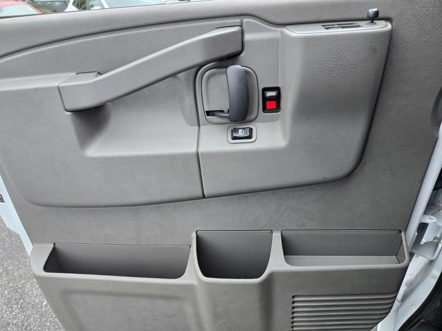Used 2023 GMC Savana 2500 w/ Driver Convenience Package RWD image 28