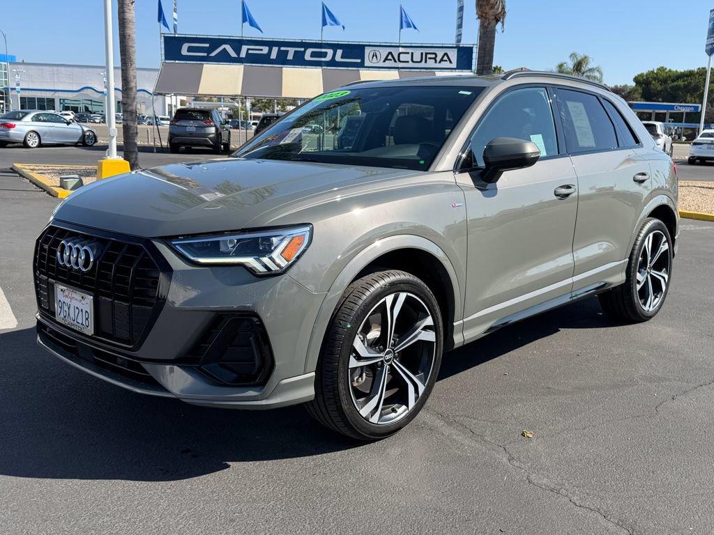 Used 2023 Audi Q3 2.0T Premium Plus w/ Premium Plus Package AWD/4WD image 3
