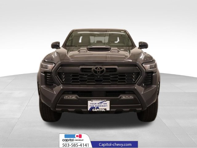 Used 2024 Toyota Tacoma TRD Sport w/ TRD Sport Premium Package AWD/4WD image 7