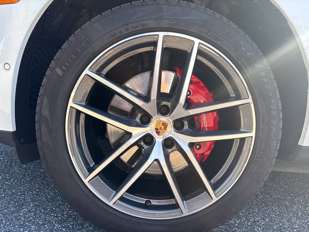 Certified 2023 Porsche Macan S AWD/4WD image 14
