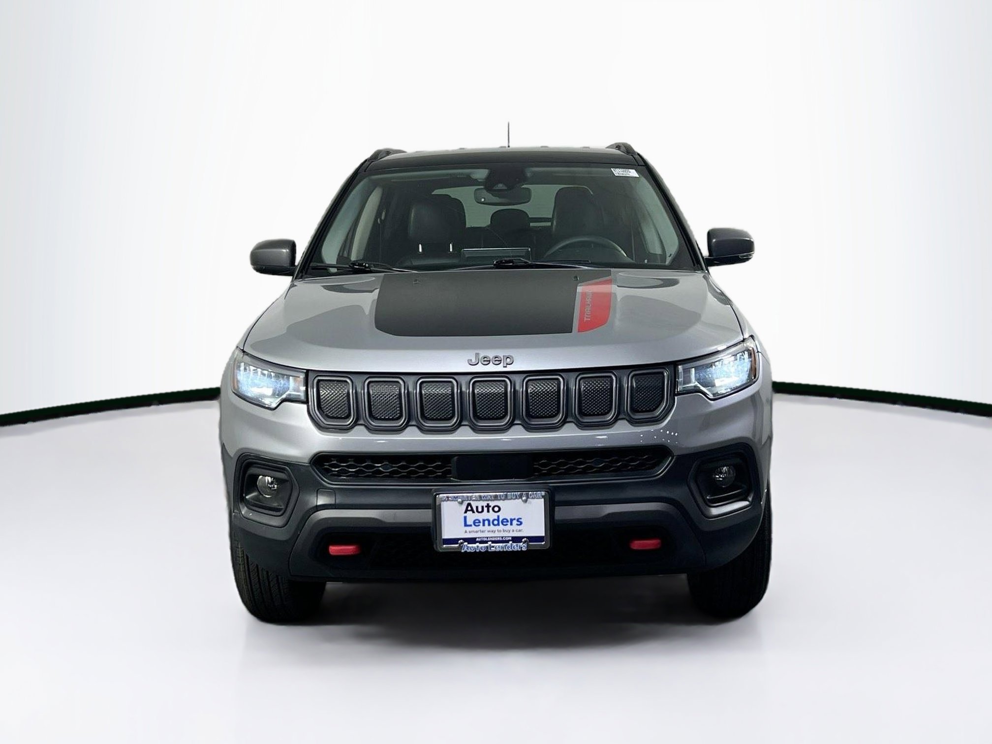 Used 2022 Jeep Compass Trailhawk image 2