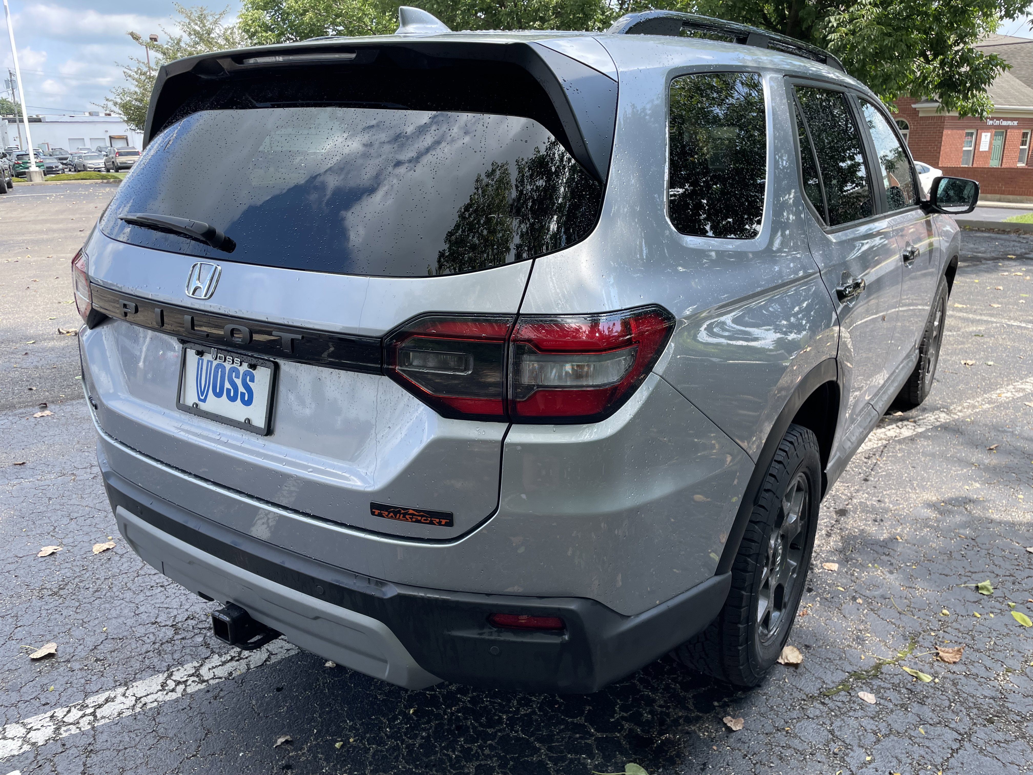 Certified 2024 Honda Pilot TrailSport image 3