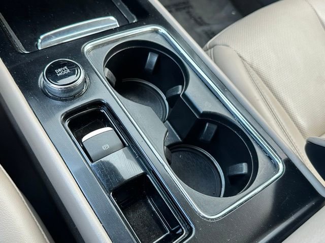 Used 2022 Lincoln Corsair FWD w/ Equipment Group 101A image 18