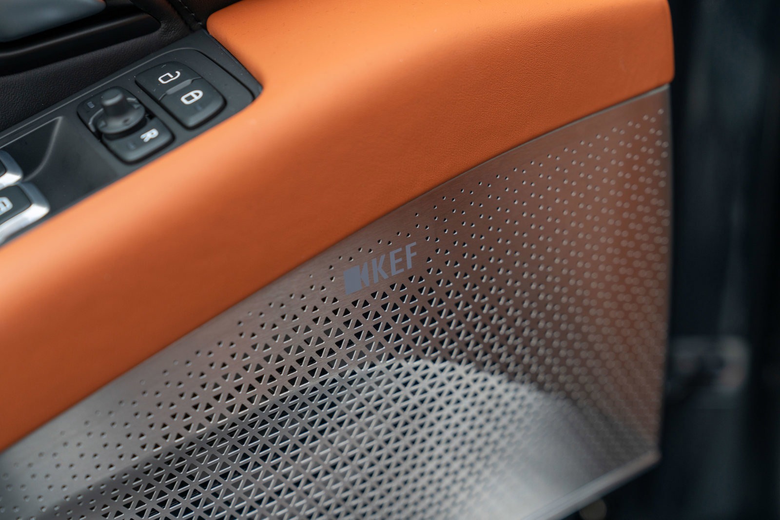 Used 2024 Lotus Emira First Edition image 17