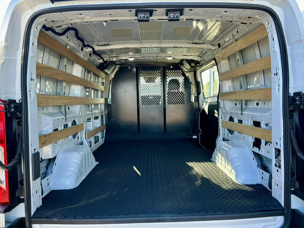 Used 2025 Ford Transit 250 Low Roof w/ Exterior Upgrade Package RWD image 7