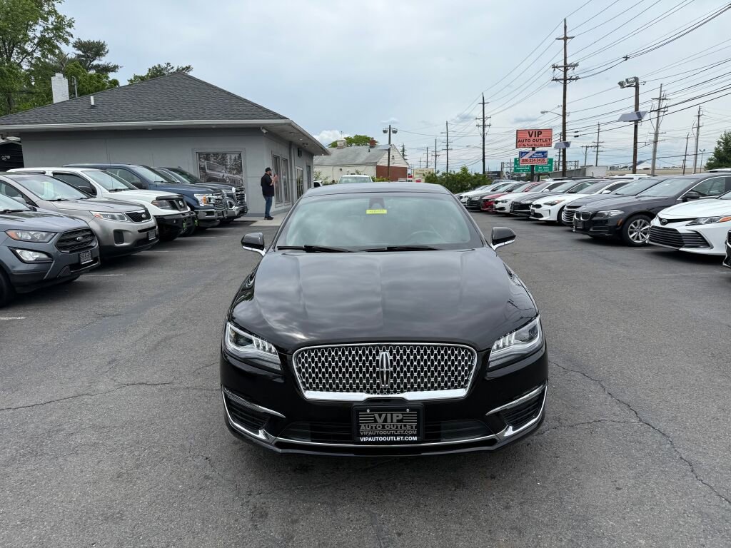 Used 2020 Lincoln MKZ Standard image 2