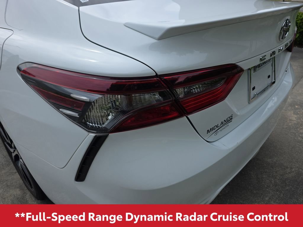 Used 2023 Toyota Camry SE FWD image 9