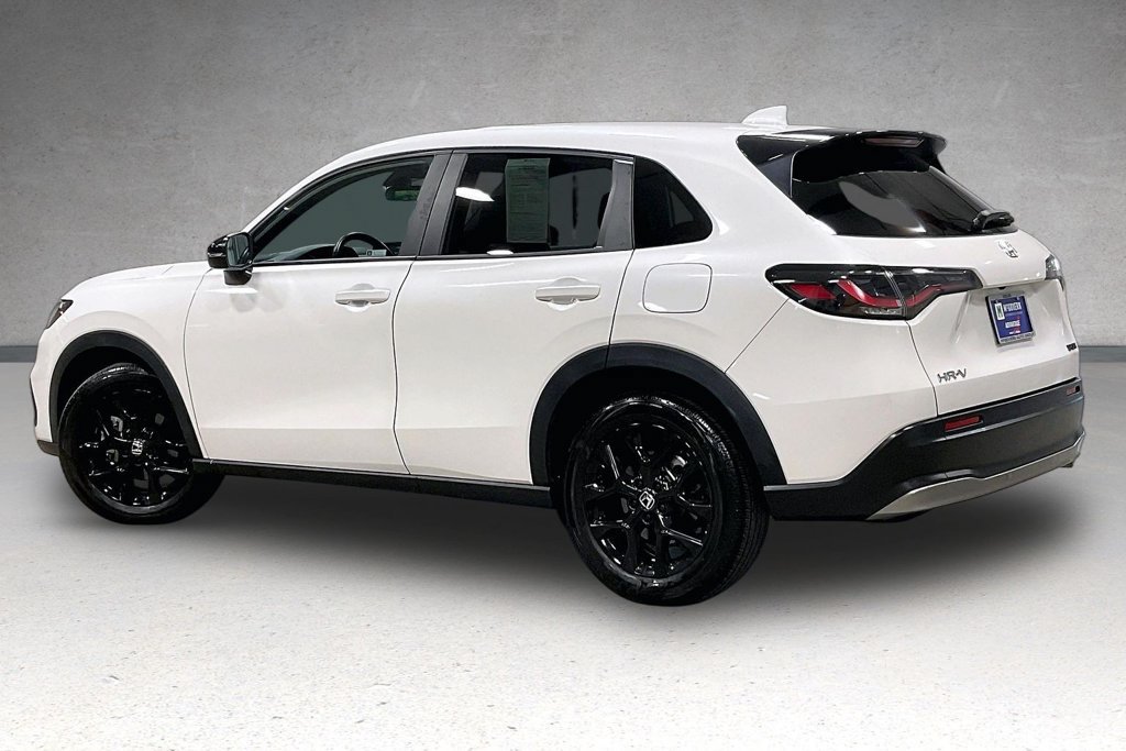 Used 2024 Honda HR-V Sport image 4