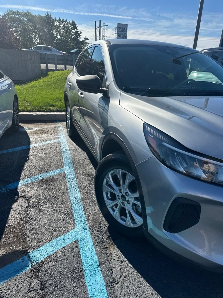Used 2024 Ford Escape Active w/ Tech Pack #1 AWD/4WD image 6
