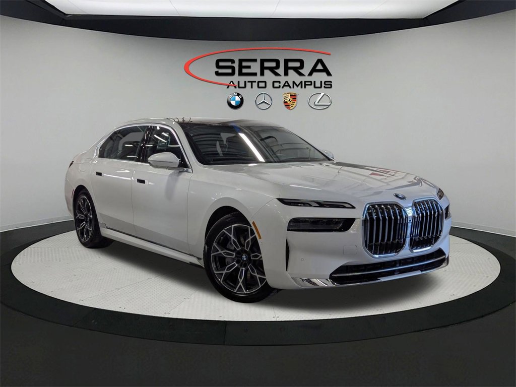 New 2025 BMW i7 eDrive50 w/ Premium Package image 1