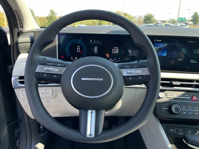 New 2025 Hyundai Tucson SE image 11