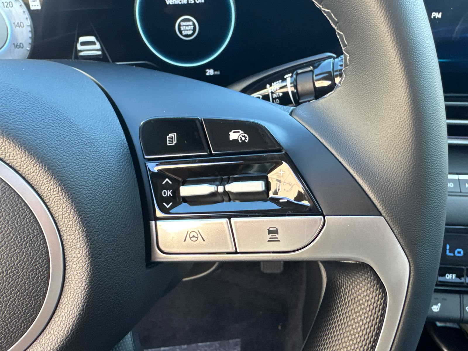 New 2026 Hyundai Elantra Limited FWD image 27