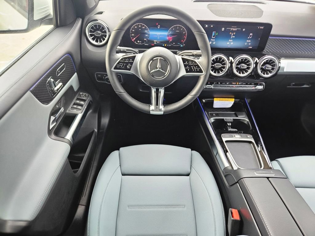 New 2026 Mercedes-Benz GLB 250 4MATIC image 13