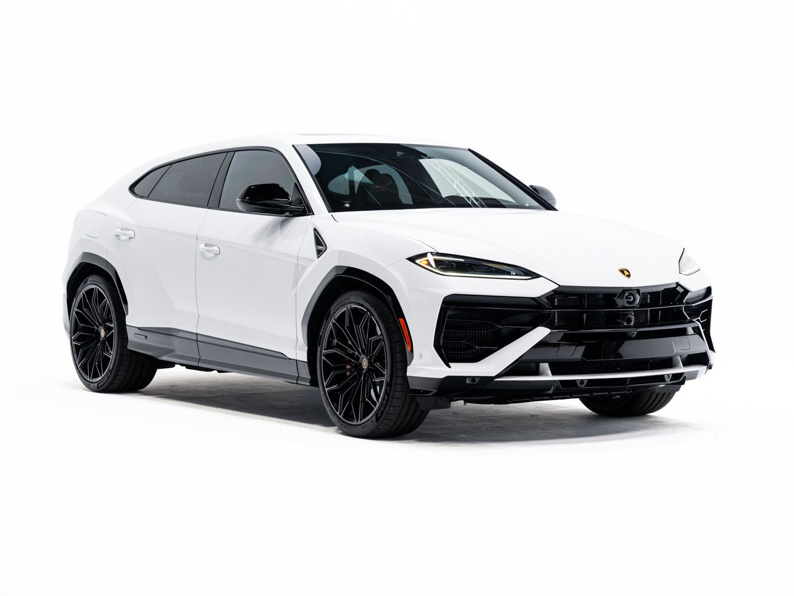 Used 2025 Lamborghini Urus SE AWD/4WD image 7