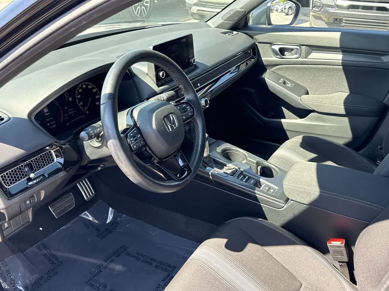Used 2025 Honda Civic Sport image 13
