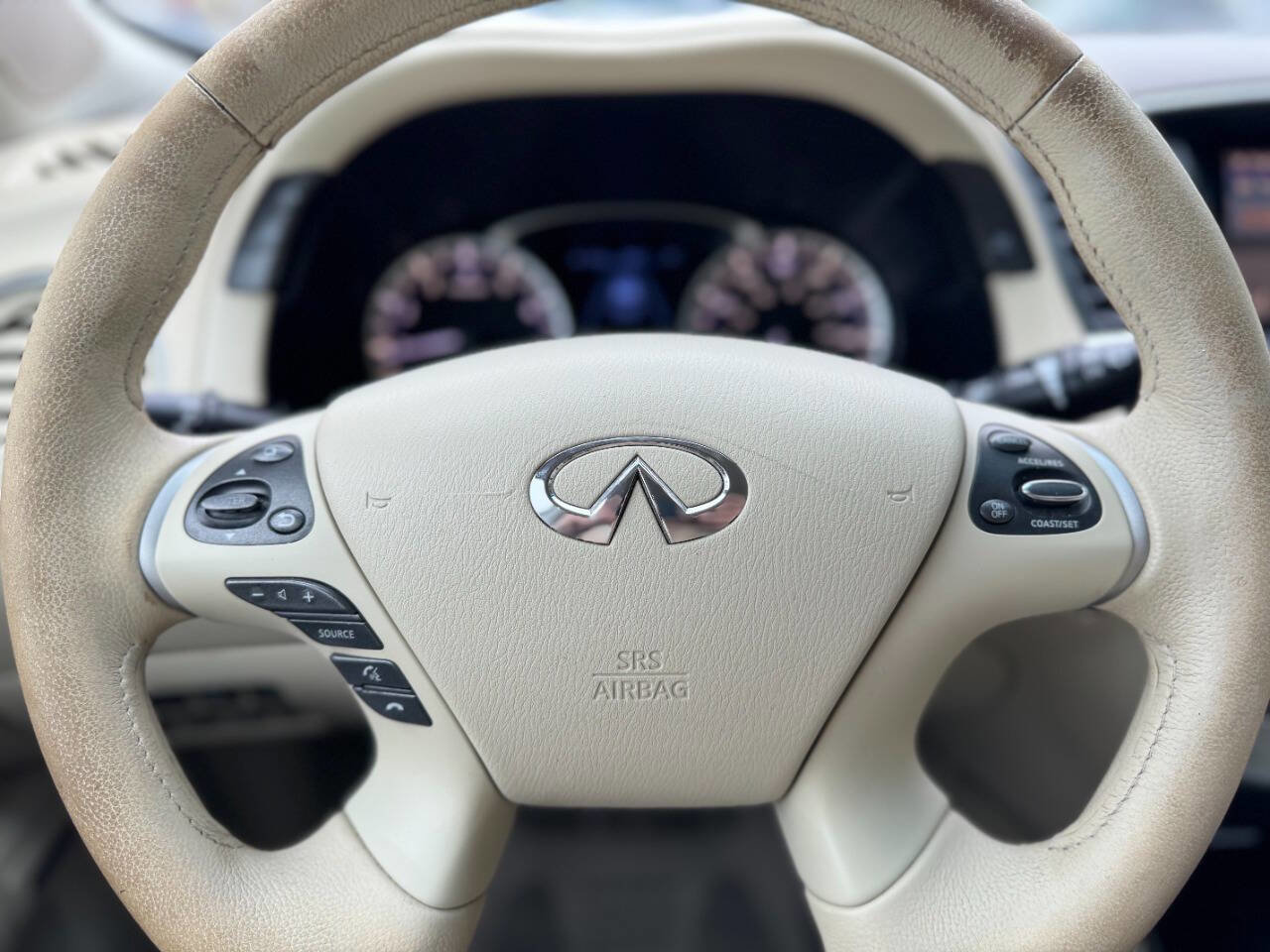 Used 2014 INFINITI QX60 AWD w/ Premium Package image 16