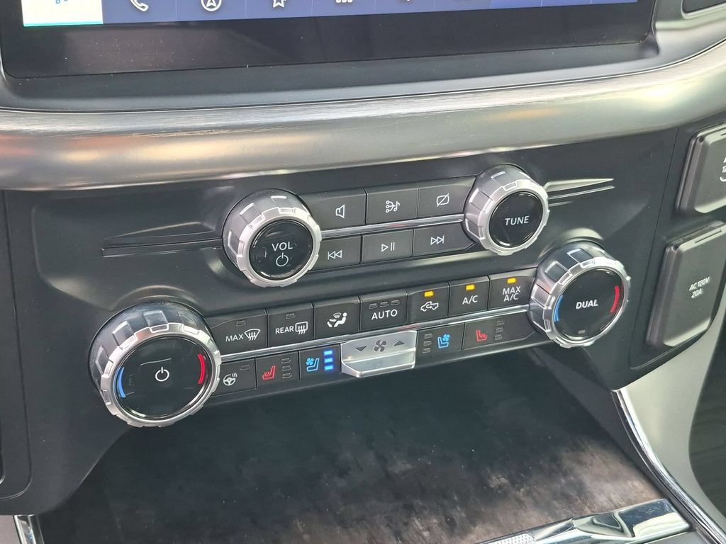 Used 2023 Ford F150 Lariat w/ Trailer Tow Package AWD/4WD image 10