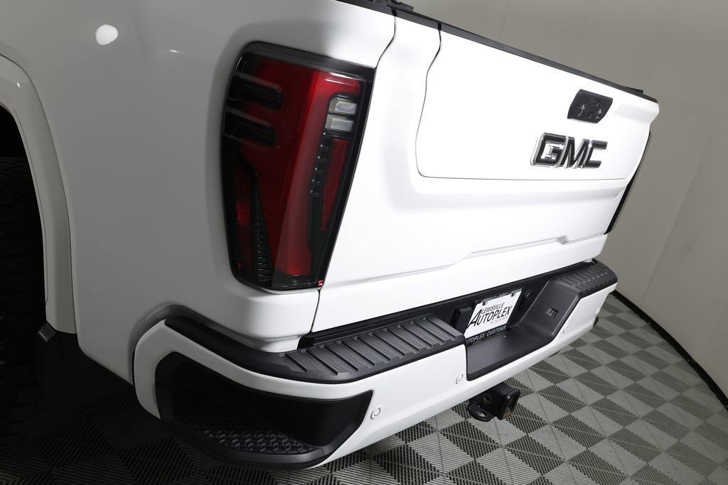 Used 2024 GMC Sierra 2500 AT4 w/ AT4 Premium Plus Package AWD/4WD image 58