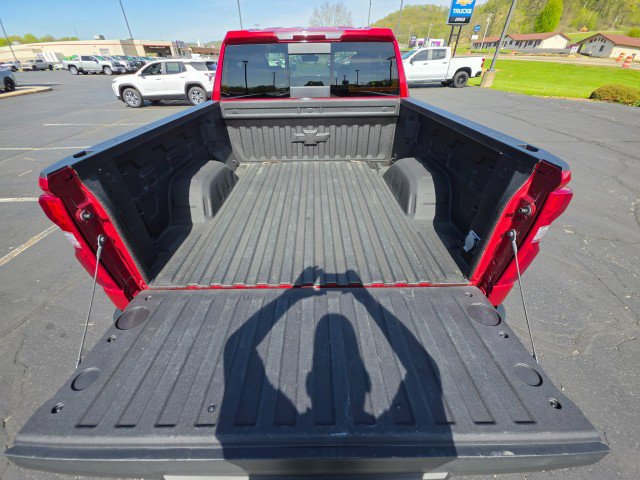 Used 2021 Chevrolet Silverado 1500 LTZ AWD/4WD image 19