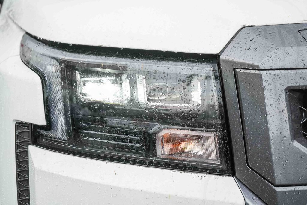 New 2026 Nissan Frontier SV w/ Tow Package RWD image 5