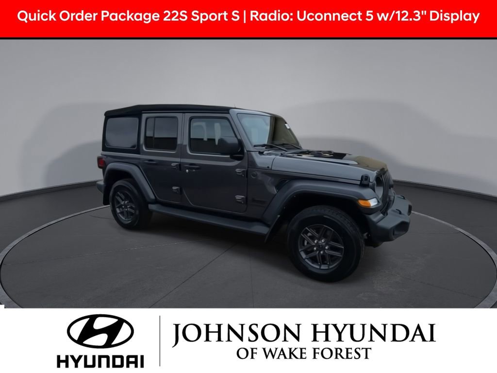 Used 2024 Jeep Wrangler Sport S image 2
