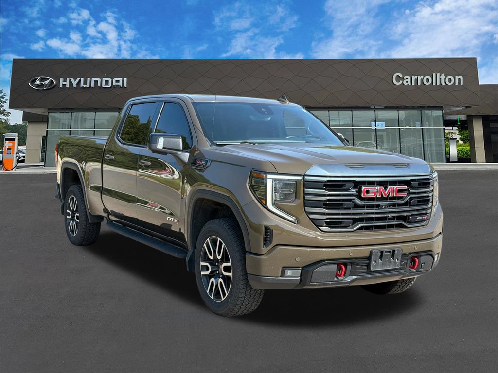Used 2024 GMC Sierra 1500 AT4 w/ Technology Package AWD/4WD image 3