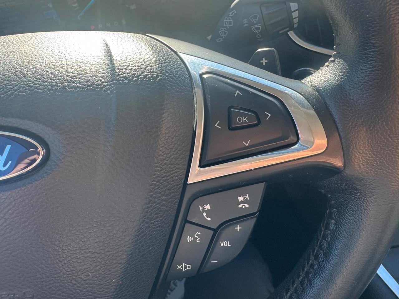Used 2015 Ford Edge Titanium AWD/4WD image 18