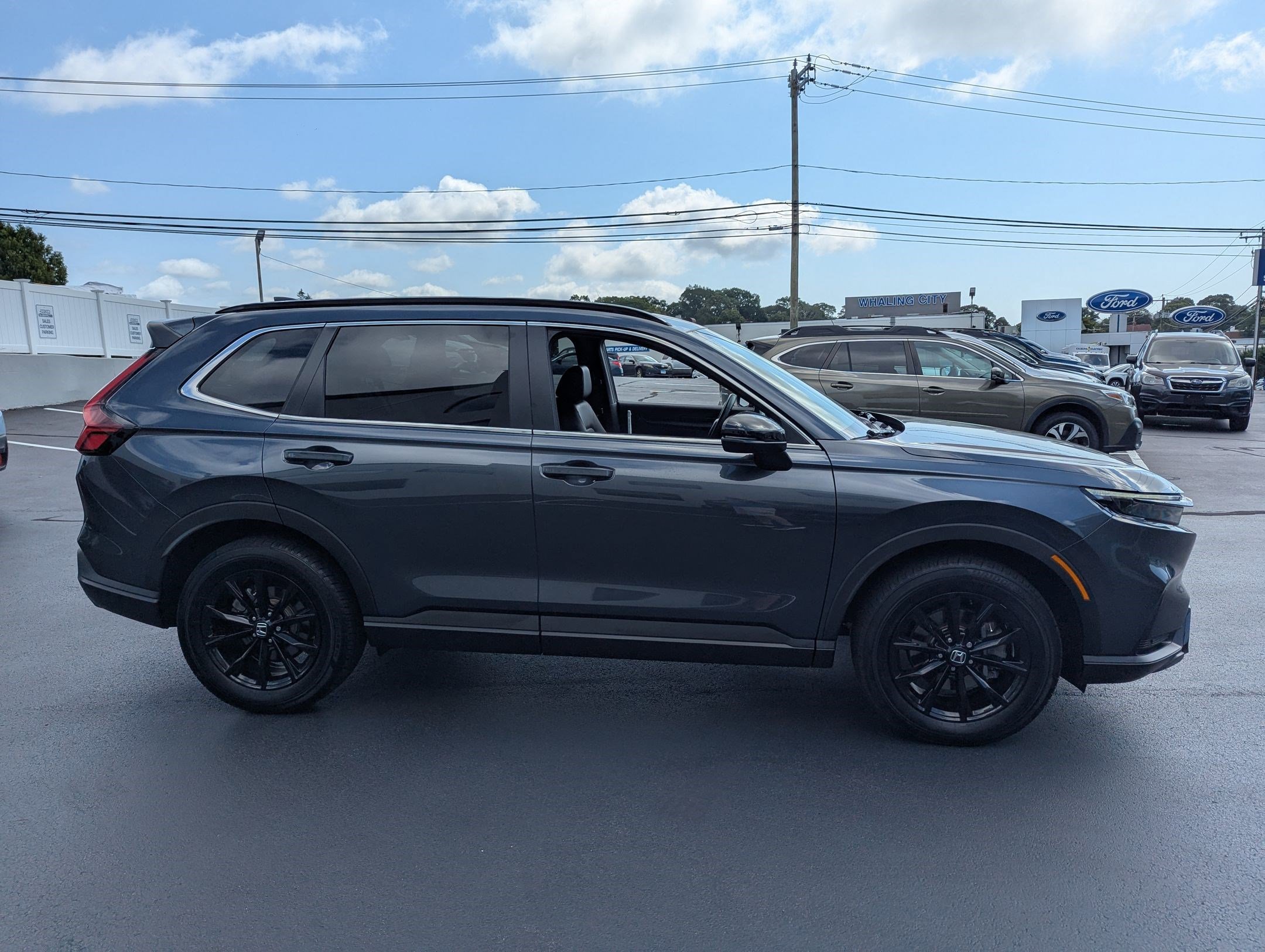 Used 2025 Honda CR-V Sport-L image 3